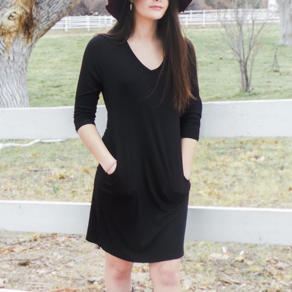 Zenana Black pocket Dress - Picture 1 of 2